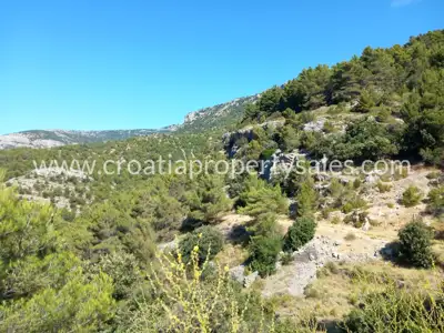 Grundstück, Brač, 32 660 m², 198 000 € - 6