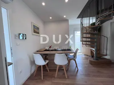 ŠIBENIK, VODICE - Doppelhaus mit zwei Wohnungen - 19