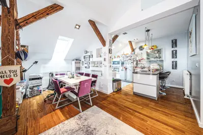 Stan 134 m², Črnomerec - dvoetažni, terasa i sauna - 3