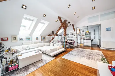 Stan 134 m², Črnomerec - dvoetažni, terasa i sauna - 2