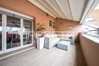Stan 134 m², Črnomerec - dvoetažni, terasa i sauna - 8