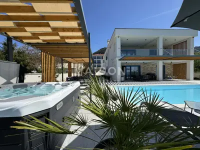 RAB, moderne Villa mit atemberaubendem Panoramablick - 9