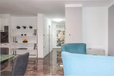 Stan 71 m², Rovinj centar - potpuno renoviran - 14