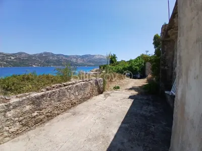 Grundstück 670 m², Kneža auf Korčula, 1. Reihe am Meer - 4