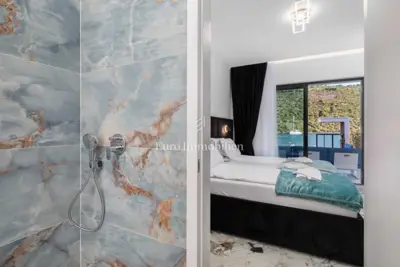 Villa in Rogoznica, first row to the sea and pool - 15