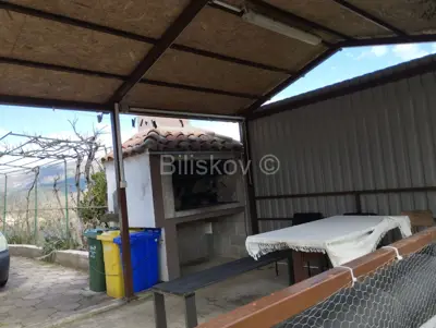 Buzet, prodaja, kuća na brežuljku, parcela 2400 m² - 13