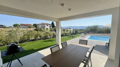 Villa 197 m², Krk - Meerblick und ruhige Lage - 14