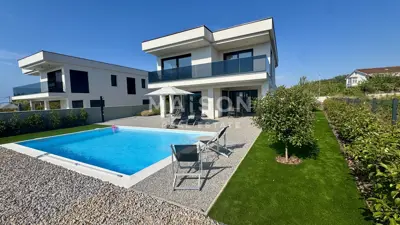 Villa 197 m², Krk - Meerblick und ruhige Lage - 4