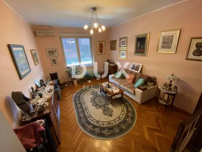 Apartment 100 m², Škurinje - sea view, 2 balconies