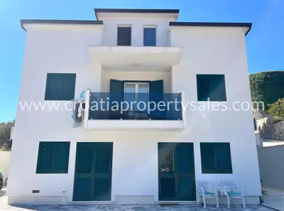 Wohnung 80 m², Hvar - in Meeresnähe und nahe dem Zentrum