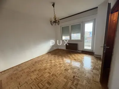 House 300 m², Donja Dubrava - commercial space and garage for 2 cars - 6