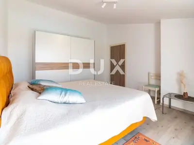 Kuća 650 m², Peroj - bazen i pogled na more - 5