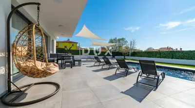Villa 204 m², Poreč - Pool und Jacuzzi - 3