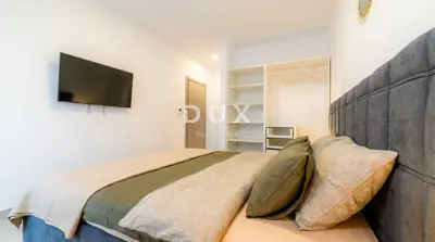 Villa 204 m², Poreč - Pool und Jacuzzi - 7