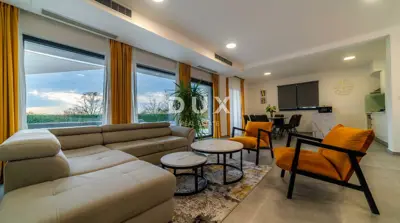 Villa 204 m², Poreč - Pool und Jacuzzi - 4