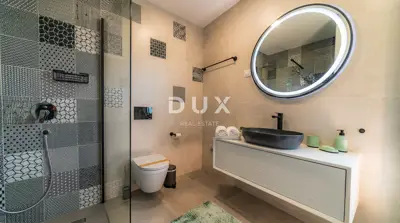 Villa 204 m², Poreč - Pool und Jacuzzi - 11