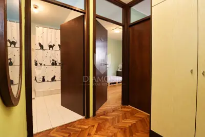 Stan 74 m², Pula Centar - dvije spavaće sobe i terasa - 8