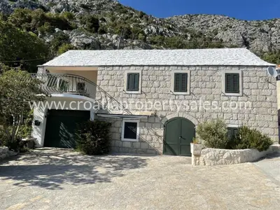 Stone house 130 m², Omiš, panoramic view - 2