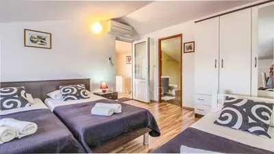 Haus 330 m², Medulin - 500 m vom Meer - 19
