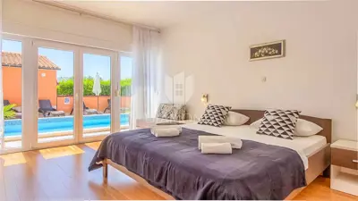 Haus 330 m², Medulin - 500 m vom Meer - 11