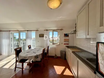Haus 392 m², Bregi - Meerblick und 6 Wohnungen - 18