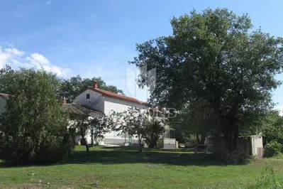 Kuća 152 m², Labin - bazen i okućnica 22.000 m² - 16