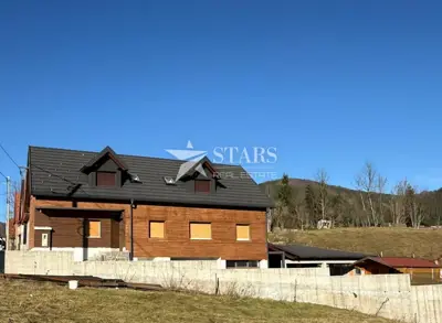 Kuća 300 m², Mrkopalj - novogradnja s 4 apartmana
