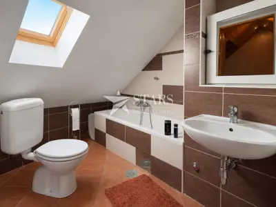 Kuća 300 m², Mrkopalj - novogradnja s 4 apartmana - 16