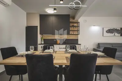 Haus zum Kauf in Umag, 210 m² - 8