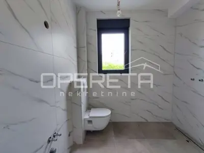 Zweizimmerwohnung mit Garten und 3 Parkplätzen, 200 m vom Meer, Petrčane, Zadar - 8