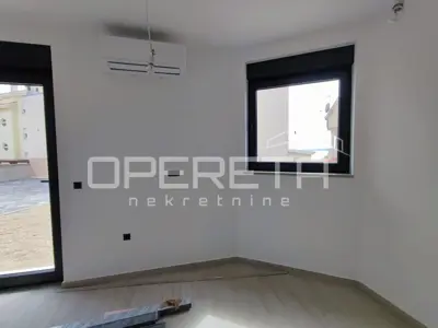 Zweizimmerwohnung mit Garten und 3 Parkplätzen, 200 m vom Meer, Petrčane, Zadar - 5