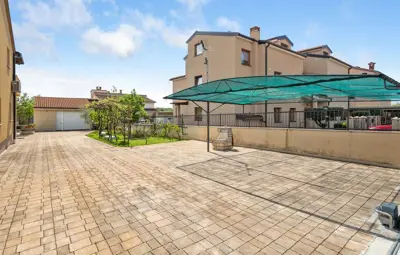 House for sale in Poreč, 300 m² - 7