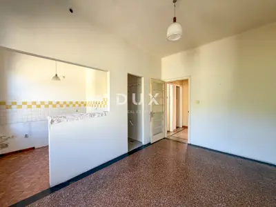 MATULJI, CENTAR - Gelegenheit - Etage zur Anpassung mit hohen Decken, - 11