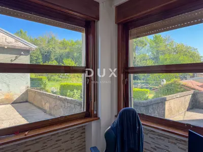 MATULJI, CENTAR - Gelegenheit - Etage zur Anpassung mit hohen Decken, - 7
