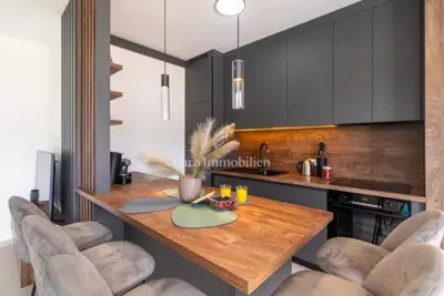 Apartman 100 m², Njivice, vlastiti bazen i uređena okućnica - 13