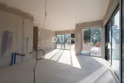 Murter, Podvrške, stan, 93,50 m², novogradnja, bazen