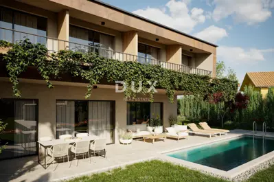 Haus 204 m², Poreč - Pool und ruhige Siedlung