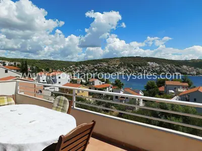 Wohnung, Trogir, 96 m², 3-Zimmer, 330 000 €