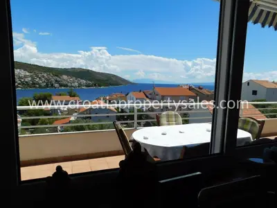 Apartman 96 m², Trogir - pogled na more i balkon 40 m² - 8