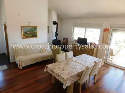 Apartman 96 m², Trogir - pogled na more i balkon 40 m² - 7