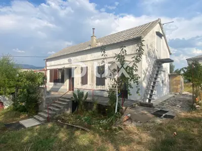 RIJEKA, ČAVLE - detached house + 4,000 m² BUILDING LAND! PR - 10
