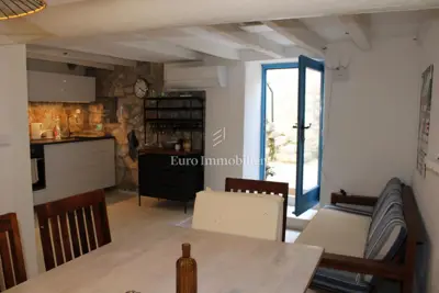 Stone house, Murter - sea view and inner courtyard - 5
