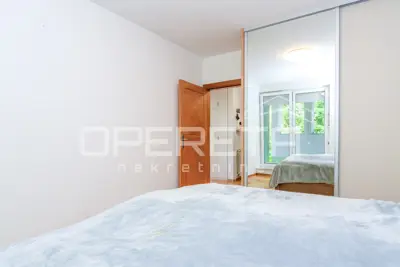 Apartment 76 m², Mlinovi - quiet location and balcony - 8