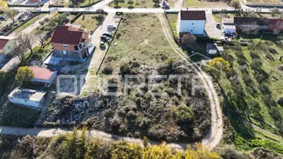 Građevinsko zemljište 2.283 m², Suhovare uz glavnu cestu - 2