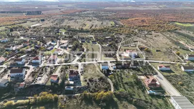 Građevinsko zemljište 2.283 m², Suhovare uz glavnu cestu - 3