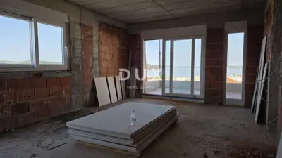 Šibenik, Žaborić - Penthouse with sea view