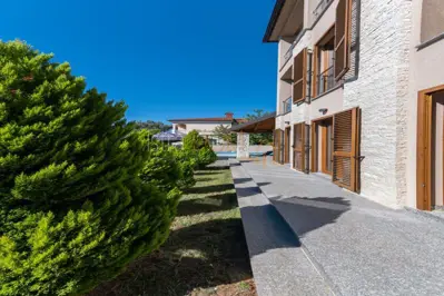 - Stan 240 m² sa bazenom i garažom, blizina mora - - 21
