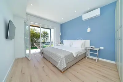 Villa 180 m², Kaštel Novi, Pool und Gartenmöbel - 7