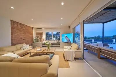 Villa 180 m², Kaštel Novi, Pool und Gartenmöbel - 3