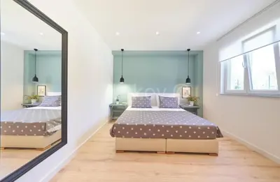 Villa 180 m², Kaštel Novi, Pool und Gartenmöbel - 10